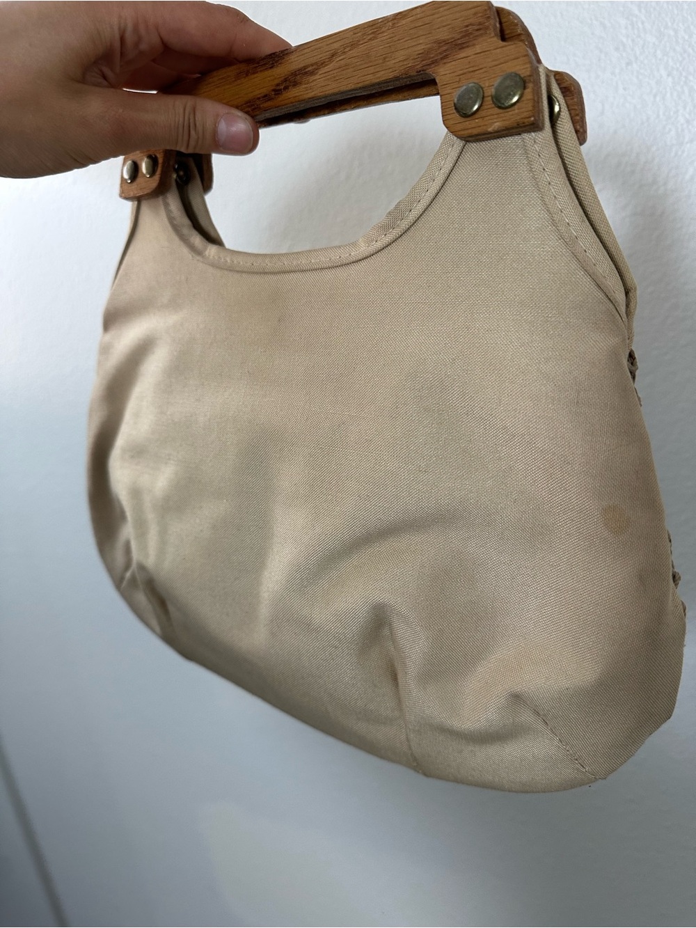Vintage 70's Biege Raffia Woven Fabric Combo Wooden Top Handle Small Hand Bag - Picture 7 of 13
